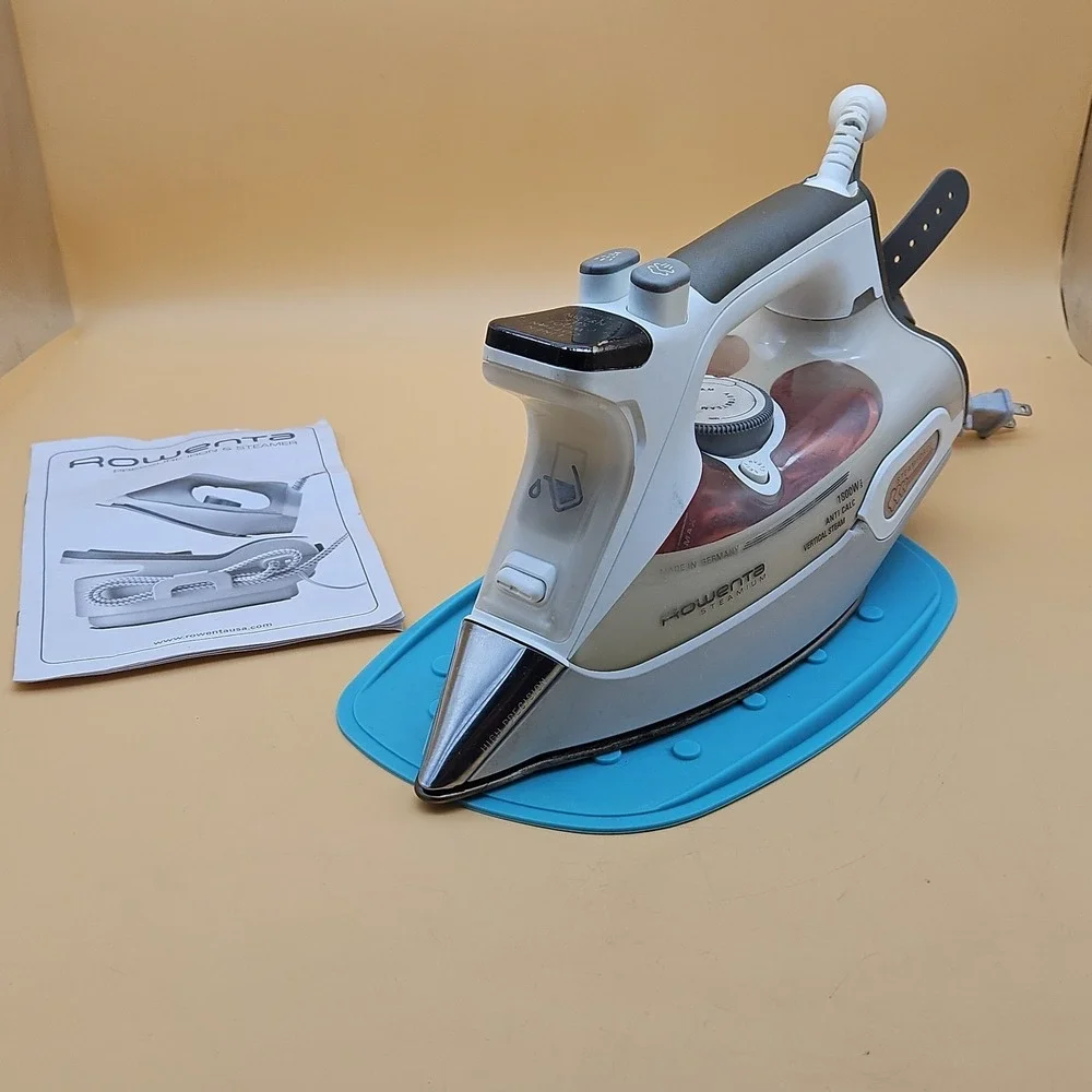Rowenta Steamium DW9080 steam iron 1800 Watts Made In Germany Tested‎ Works